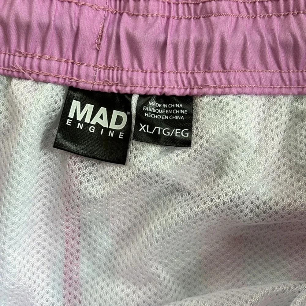 MAD Engine men striped
